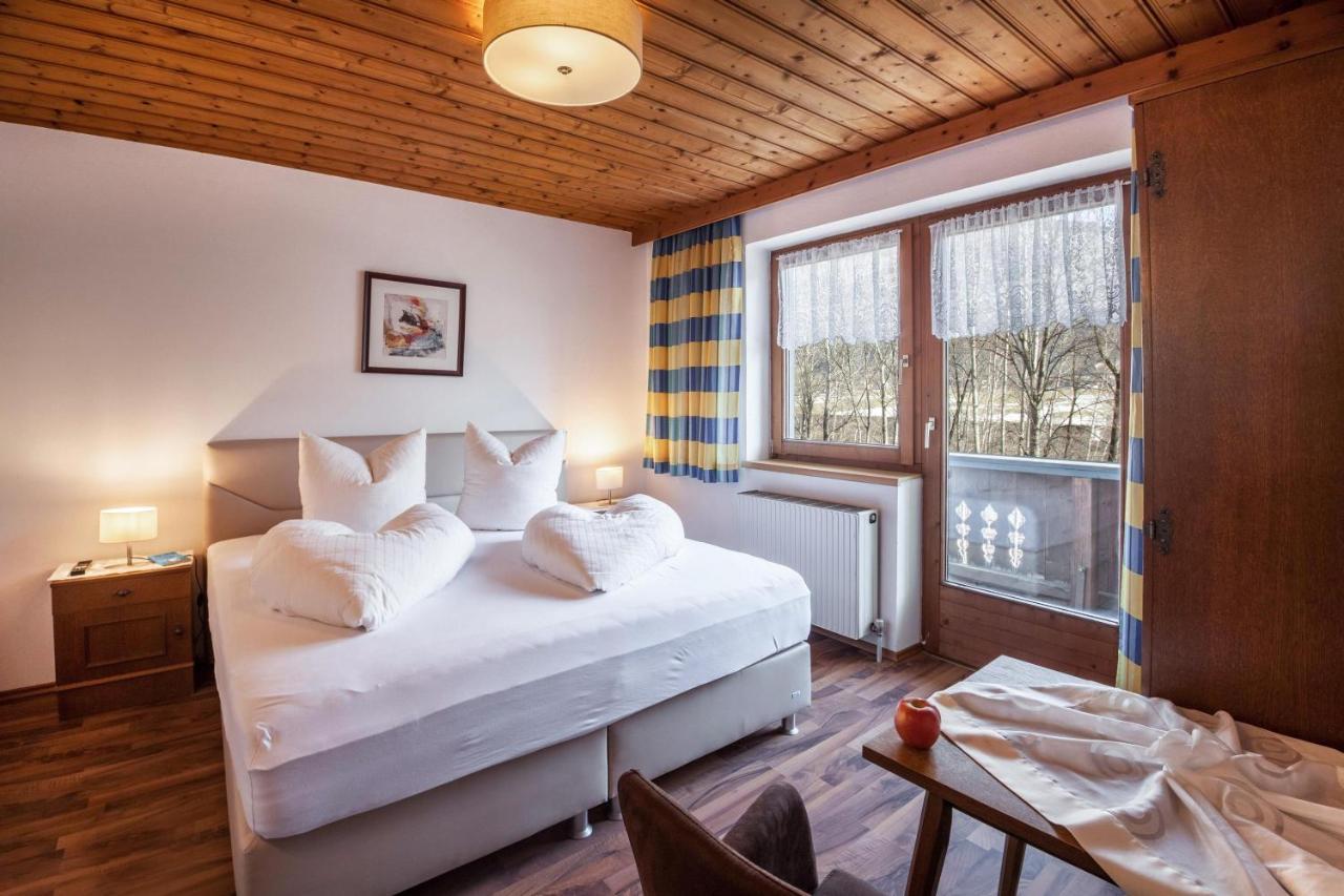 Ferienwohnung Brugger 6 Personen Kaltenbach Esterno foto