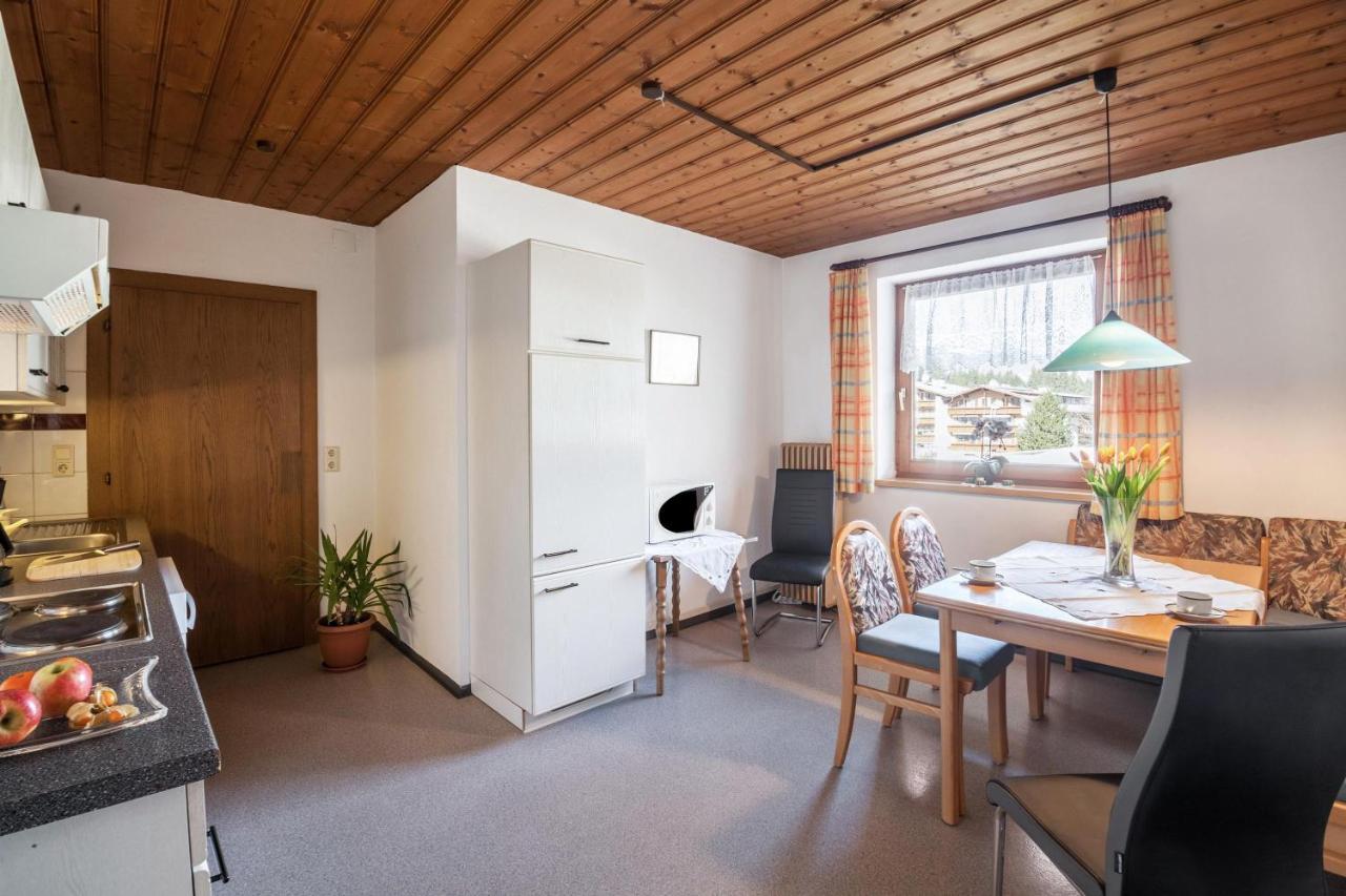 Ferienwohnung Brugger 6 Personen Kaltenbach Esterno foto