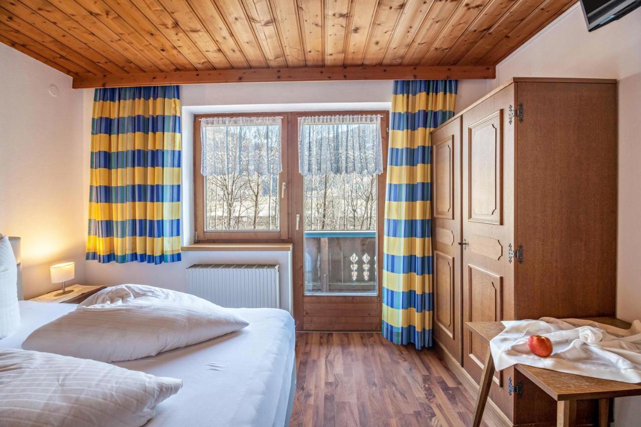 Ferienwohnung Brugger 6 Personen Kaltenbach Esterno foto